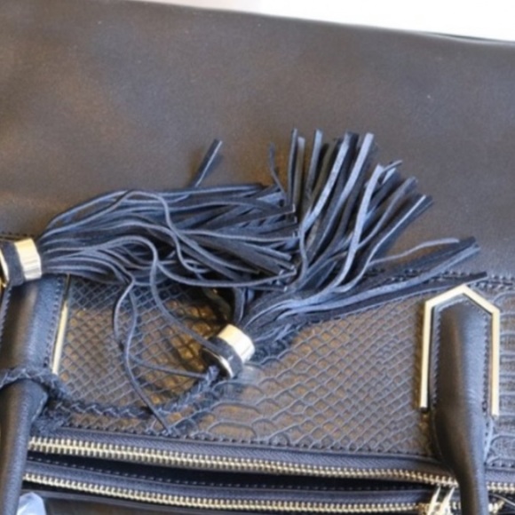 💎Brand New💎 Kelly and Katie Shoulder Bag - Picture 6 of 8